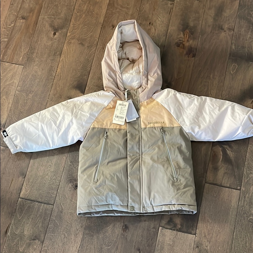 Dave and Bella Down Jacket in Cream, Sage and Khaki with Hood and Zipper